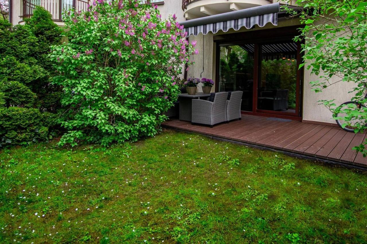 Inpoint 2-Bedrooms Apartment With Private Garden And Free Parking Kraków Zewnętrze zdjęcie