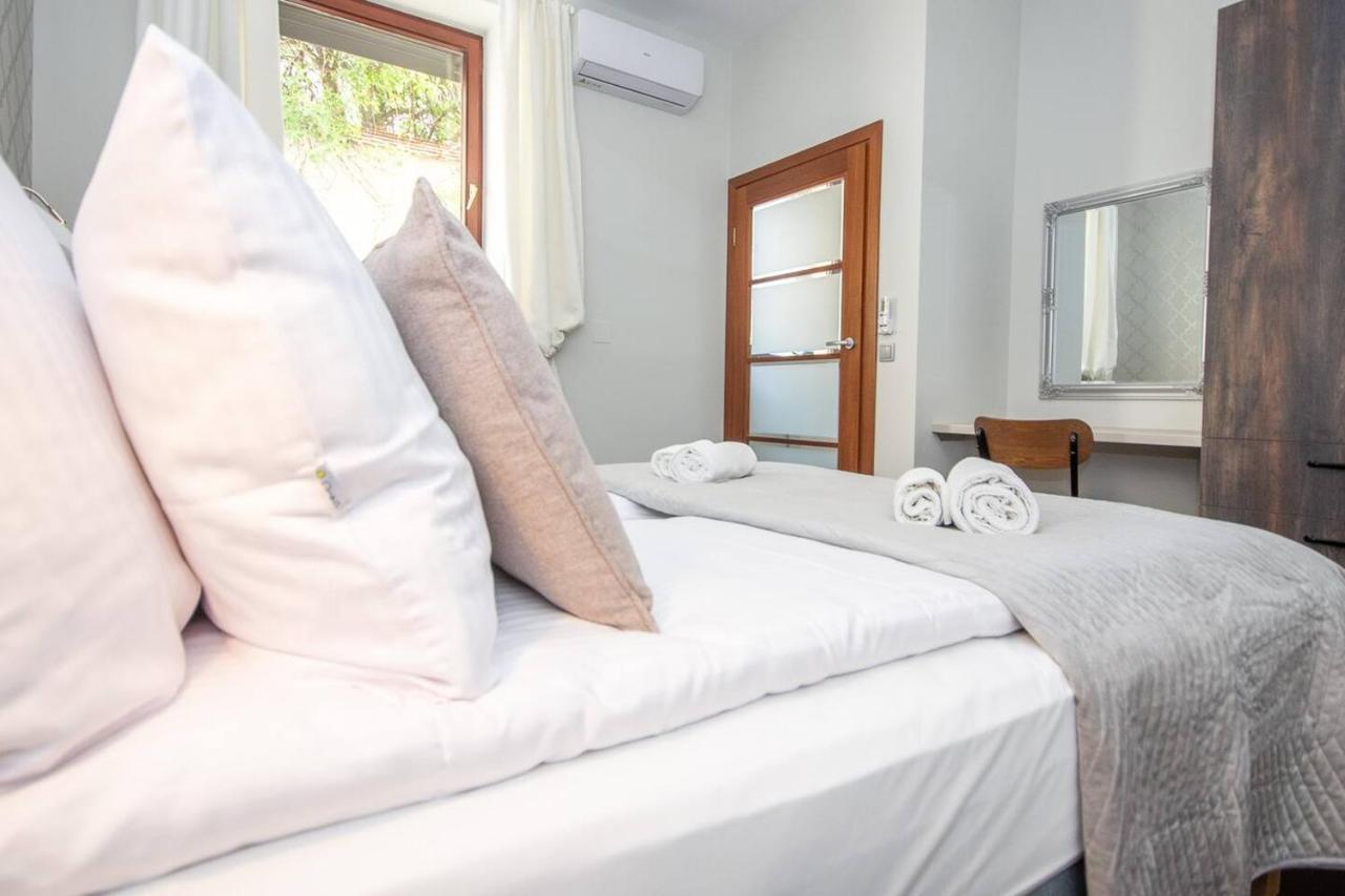 Inpoint 2-Bedrooms Apartment With Private Garden And Free Parking Kraków Zewnętrze zdjęcie