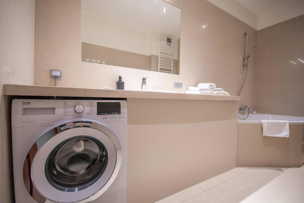 Inpoint 2-Bedrooms Apartment With Private Garden And Free Parking Kraków Zewnętrze zdjęcie